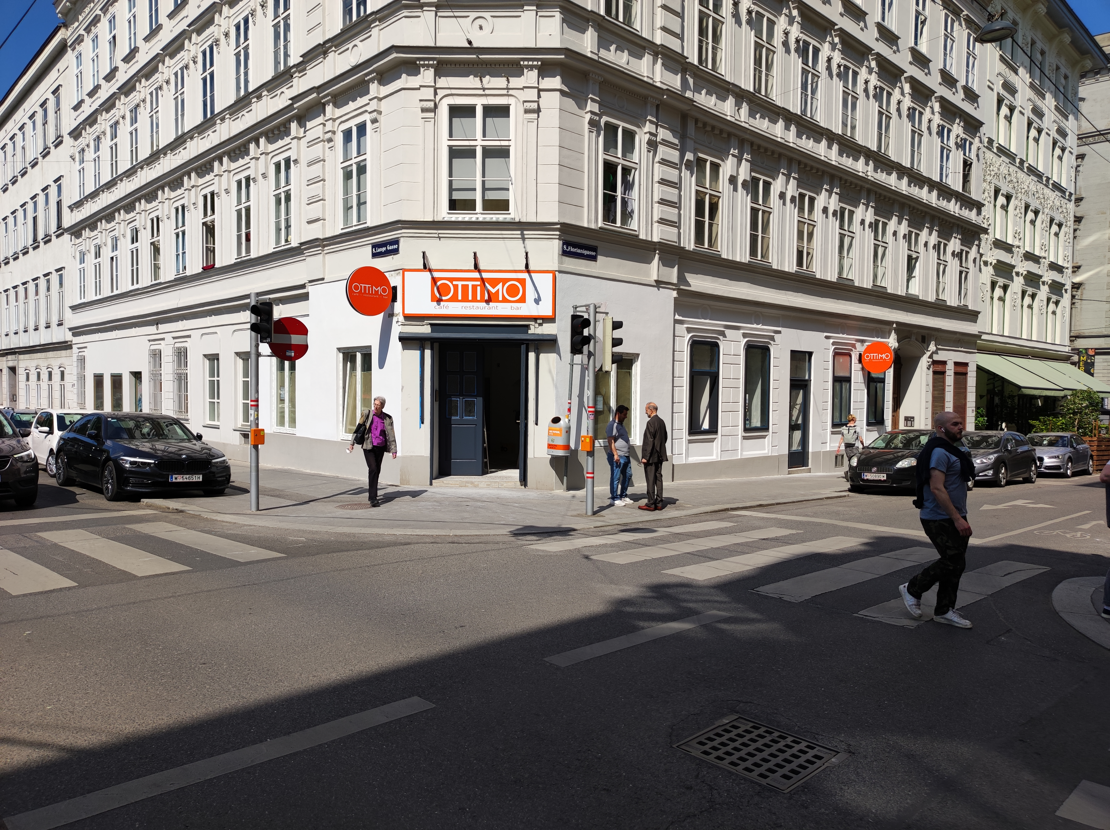 Street view of Restaurant Ottimo